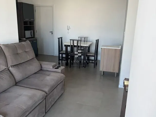 Apartamento 2 quartos e 2 banheiros, à venda, no bairro Vila Operária em Itajaí