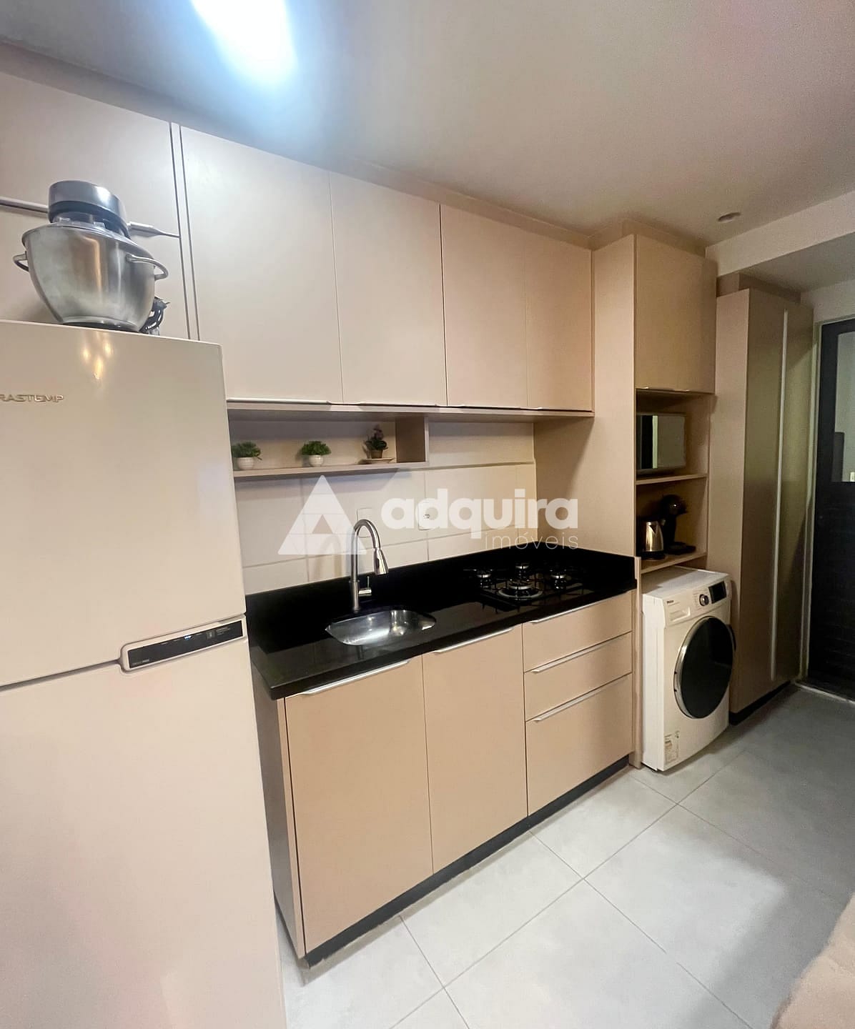 Apartamento à venda com 2 quartos, 58m² - Foto 3