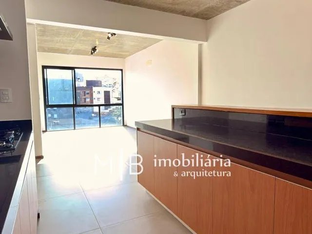 Apartamento 2 quartos e 2 banheiros, para alugar, no bairro Santa Filomena em Lavras