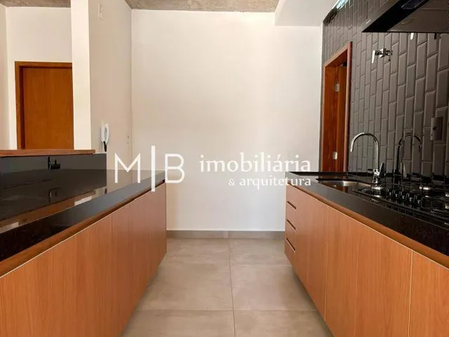 Apartamento 2 quartos e 2 banheiros, para alugar, no bairro Santa Filomena em Lavras