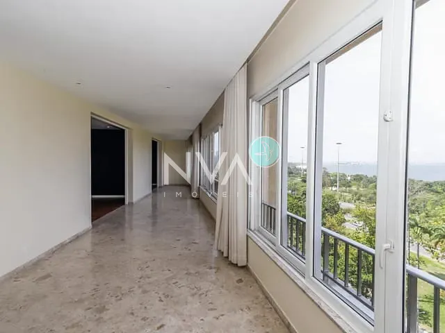 Apartamento com 545m² 4 quartos e 2 banheiros, para alugar, no bairro Flamengo em Rio de Janeiro