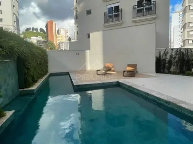 Apartamento 3 quartos e 2 banheiros, à venda, no bairro São Benedito em Poços de Caldas