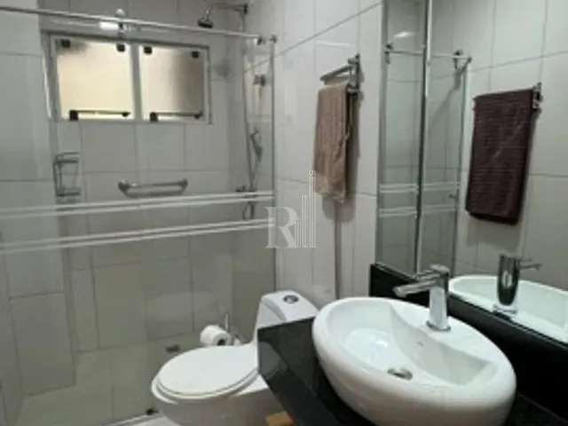 Apartamento com 347m² 4 quartos e 4 banheiros, à venda, no bairro Meia praia em Itapema