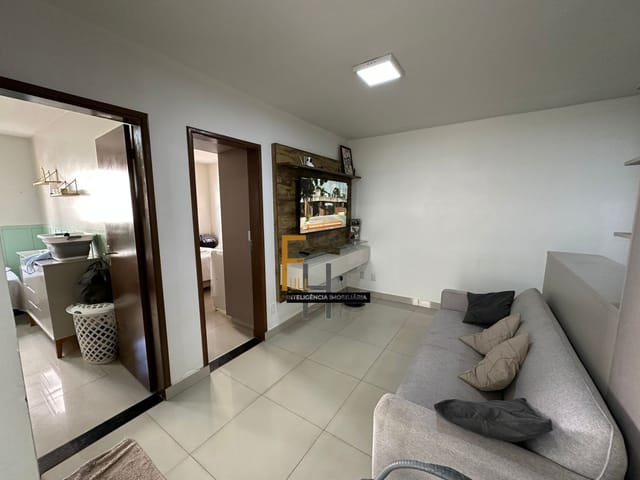 Apartamento 2 quartos e 1 banheiro, à venda, no bairro Solange Parque I em Goiânia