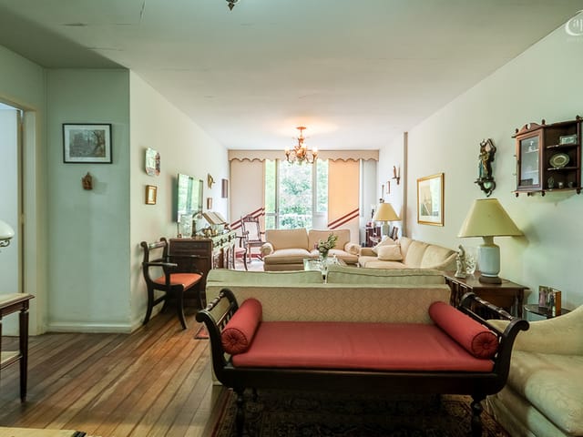 Foto do Apartamento - Rua Santa Clara: VENDO Apartamento, Copacabana, RJ.  Vista privilegiada para o verde! Agende sua visita! | GrupoApi