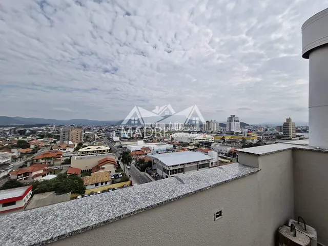 Apartamento com 107m² 2 quartos e 1 banheiro, à venda, no bairro Centro em Palhoça