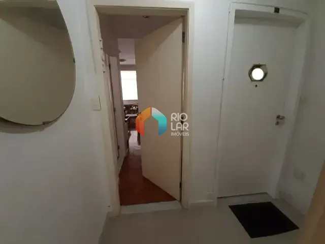 Apartamento com 110m² 3 quartos e 1 banheiro, à venda, no bairro Copacabana em Rio de Janeiro