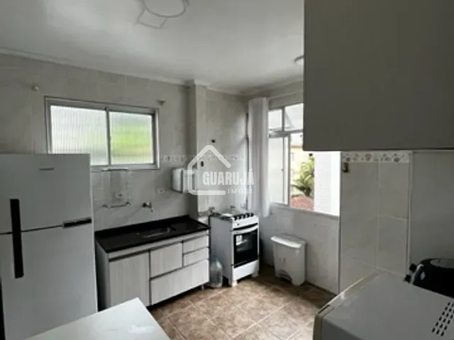 Apartamento com 50m² 1 quarto e 1 banheiro, à venda ou para alugar, no bairro Vila Alzira em Guarujá