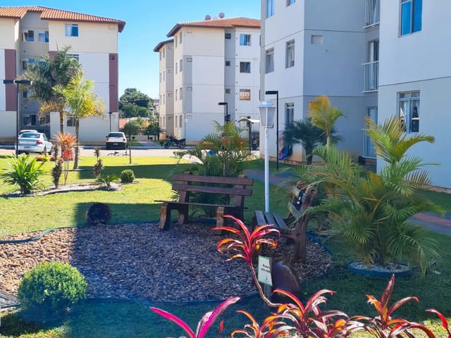 Apartamento com 55m² 2 quartos e 1 banheiro, à venda, no bairro Uvaranas em Ponta Grossa