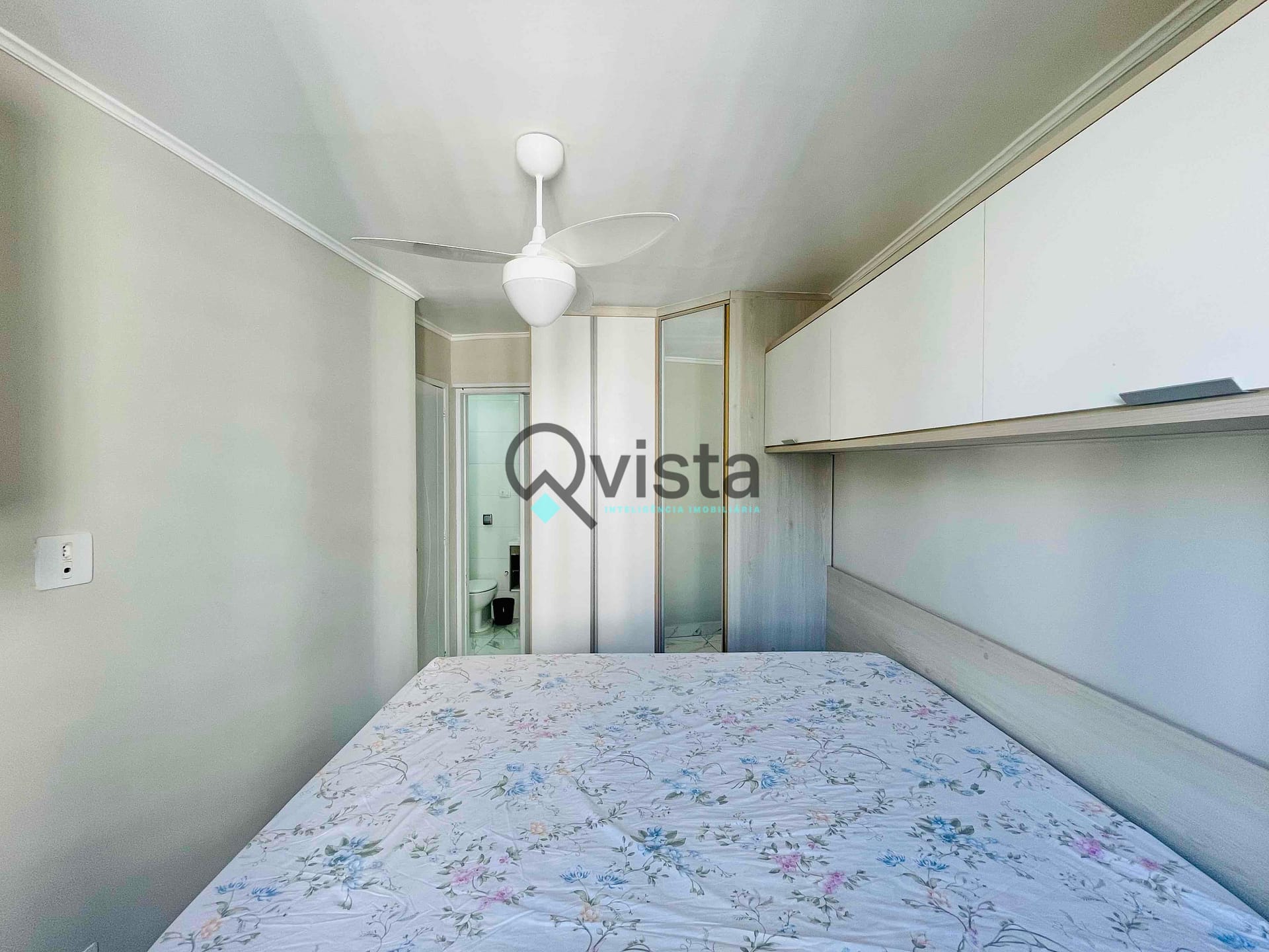 Apartamento à venda com 1 quarto, 53m² - Foto 11