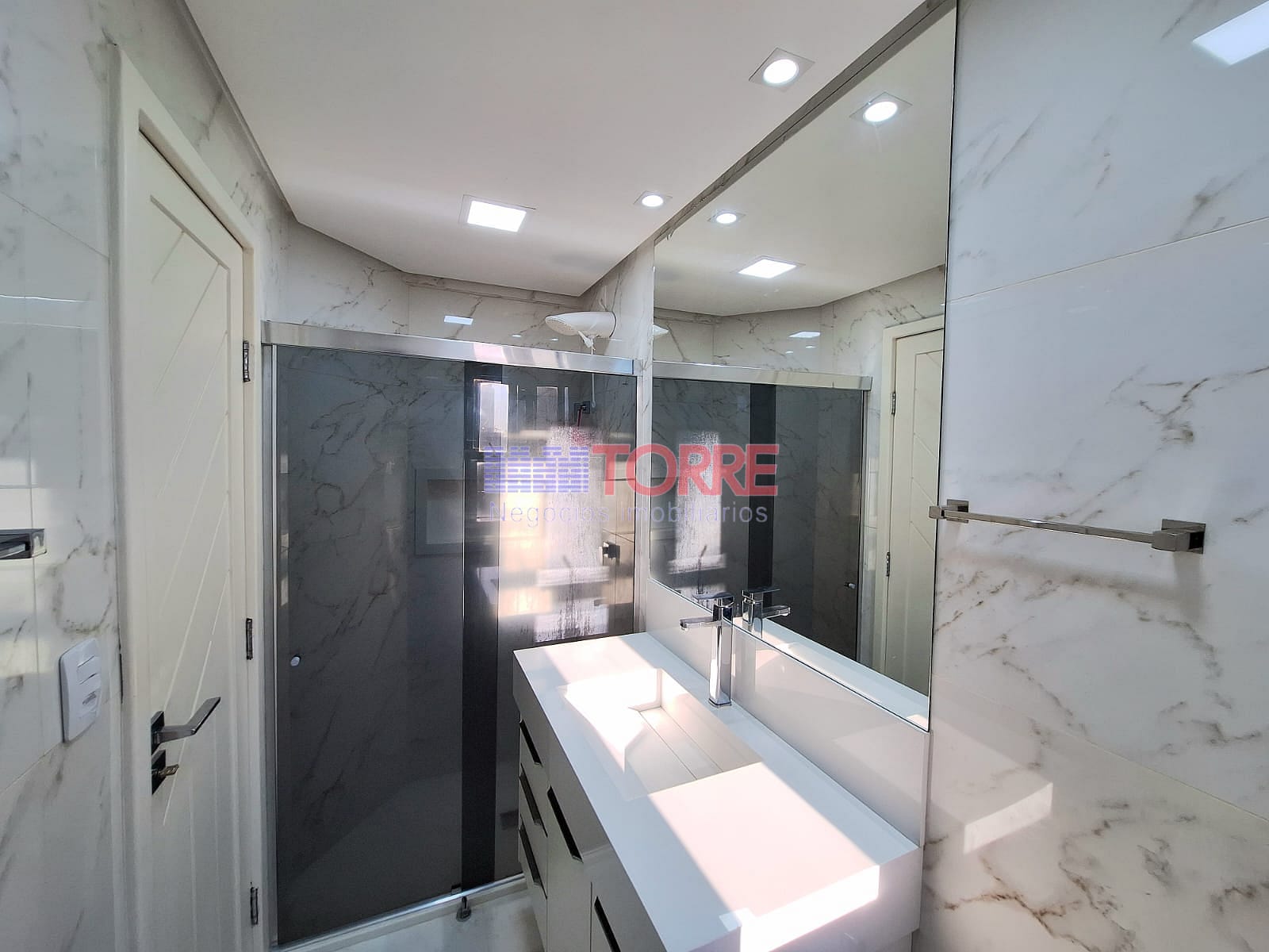 Apartamento à venda com 3 quartos, 102m² - Foto 8