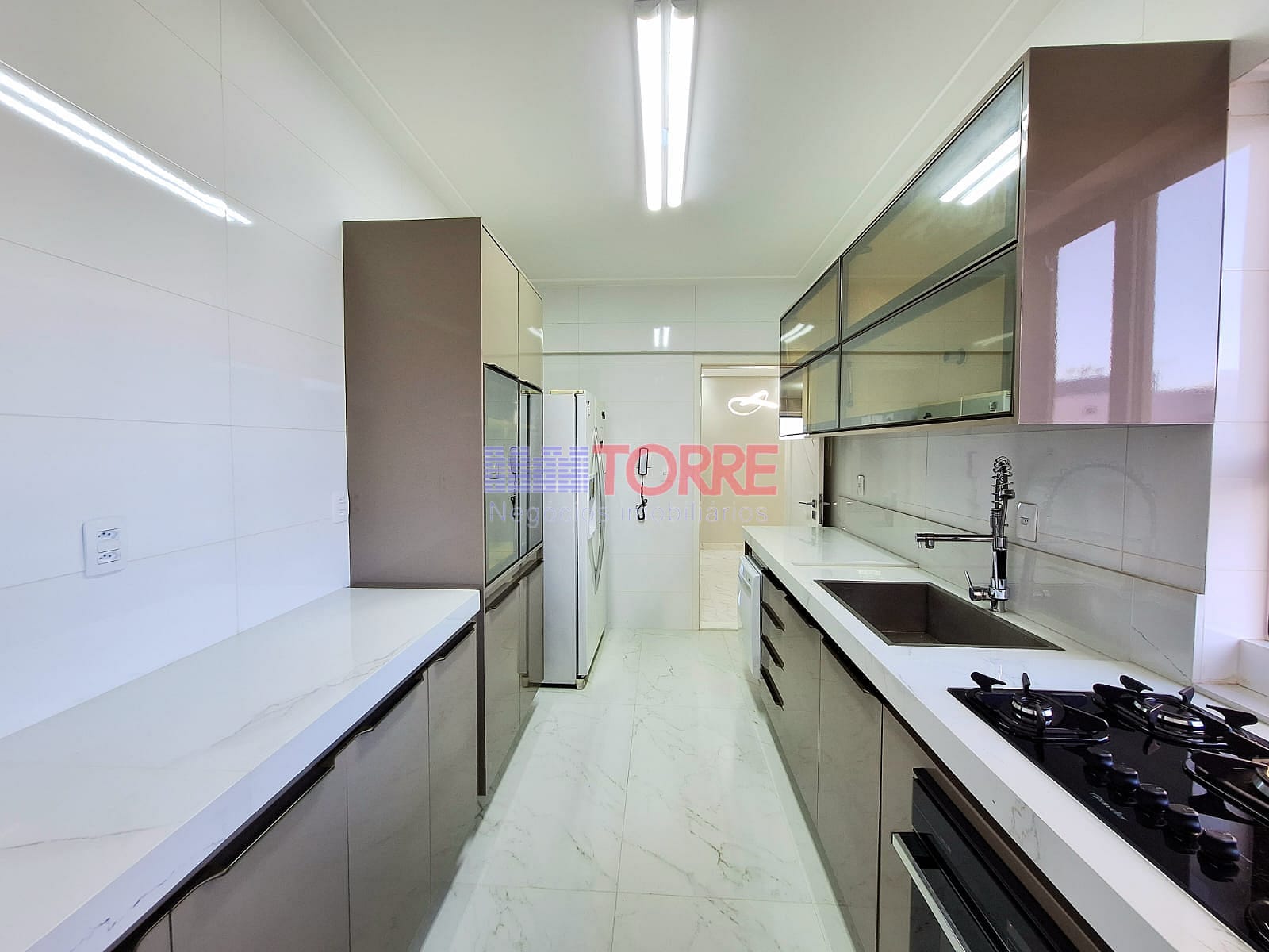 Apartamento à venda com 3 quartos, 102m² - Foto 5