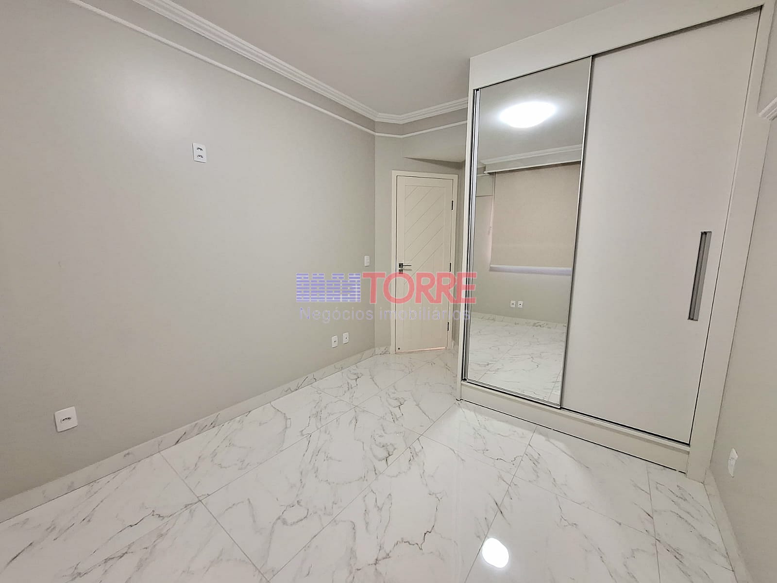 Apartamento à venda com 3 quartos, 102m² - Foto 12