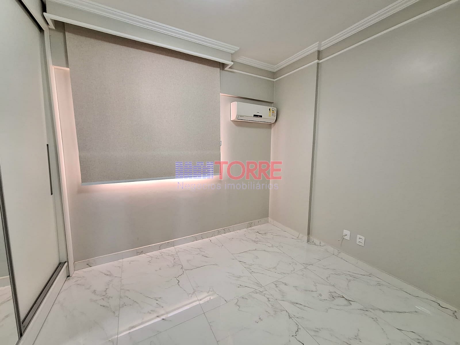 Apartamento à venda com 3 quartos, 102m² - Foto 9