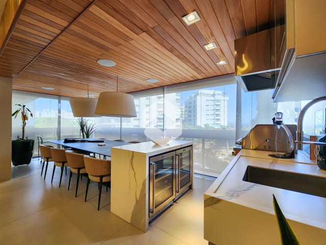 Apartamento 4 quartos e 5 banheiros, à venda, no bairro Barra da Tijuca em Rio de Janeiro