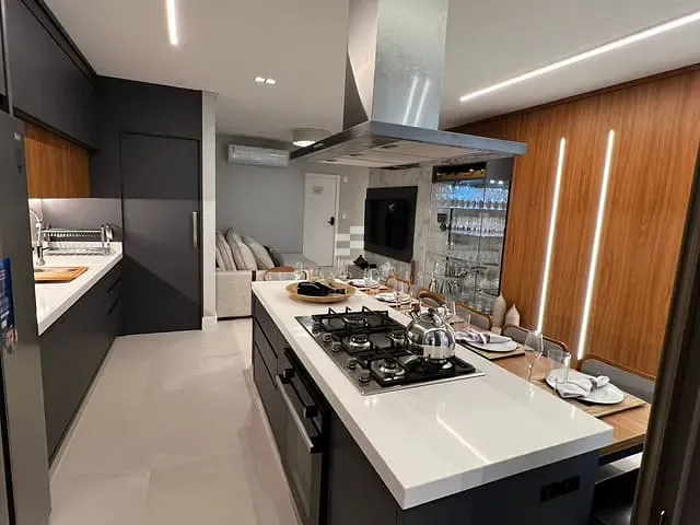 Apartamento 3 quartos e 4 banheiros, à venda, no bairro Praia Brava de Itajaí em Itajaí