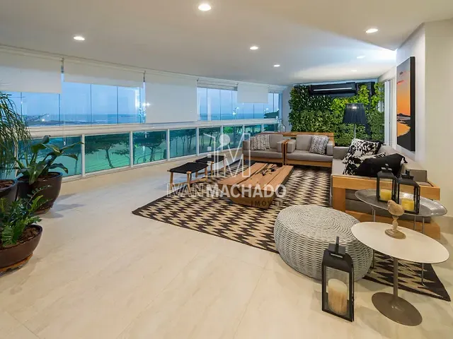 Apartamento com 250m² 4 quartos e 3 banheiros, à venda, no bairro Itapuã em Vila Velha