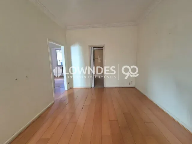 Apartamento 2 quartos e 1 banheiro, à venda, no bairro Copacabana em Rio de Janeiro