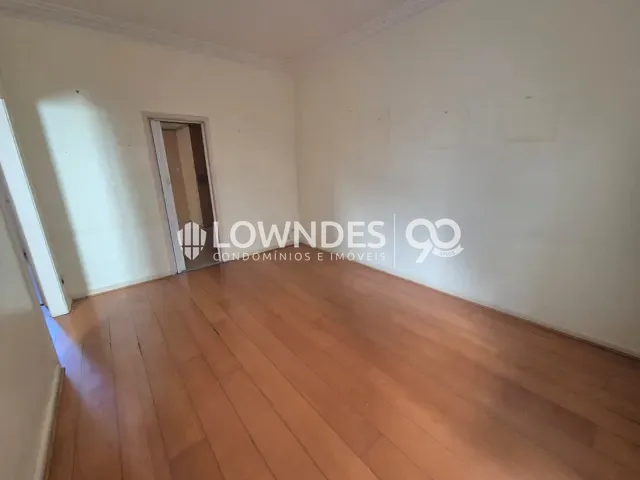 Apartamento 2 quartos e 1 banheiro, à venda, no bairro Copacabana em Rio de Janeiro