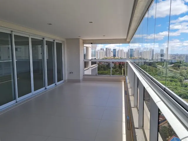 Apartamento com 663m² 4 quartos e 6 banheiros, à venda, no bairro Bela Suiça em Londrina