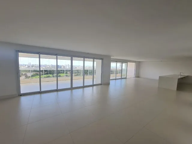 Apartamento com 663m² 4 quartos e 6 banheiros, à venda, no bairro Bela Suiça em Londrina