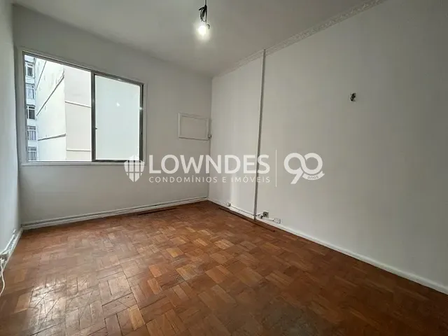 Apartamento 1 quarto e 1 banheiro, para alugar, no bairro Glória em Rio de Janeiro