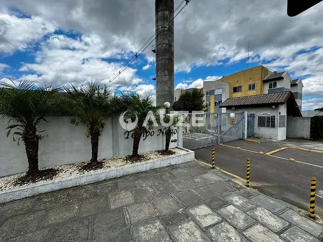Apartamento com 52m² 2 quartos e 1 banheiro, à venda, no bairro Santo Antônio em São José dos Pinhais