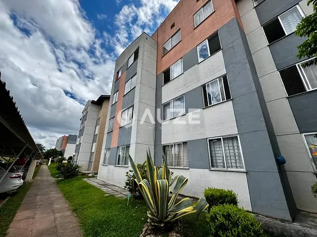 Apartamento com 52m² 2 quartos e 1 banheiro, à venda, no bairro Santo Antônio em São José dos Pinhais