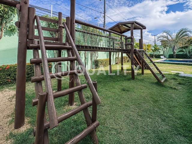 Apartamento com 111m² 2 quartos e 1 banheiro, à venda, no bairro Serrinha em Fortaleza