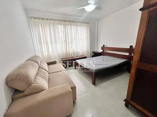 Apartamento 1 quarto e 1 banheiro, para alugar, no bairro Centro em Balneário Camboriú