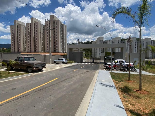 Apartamento 2 quartos e 2 banheiros, à venda, no bairro Pires em Extrema