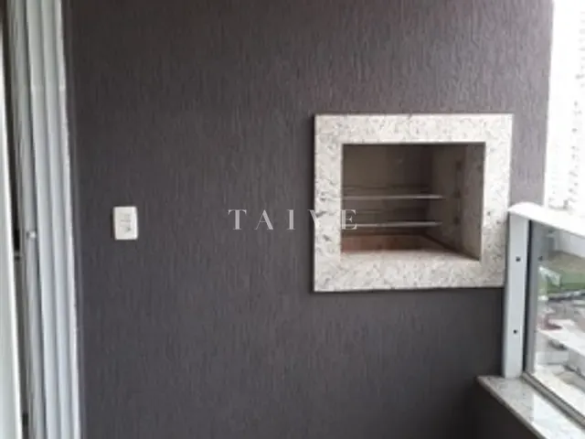 Apartamento 1 quarto e 2 banheiros, à venda, no bairro Gleba Fazenda Palhano em Londrina