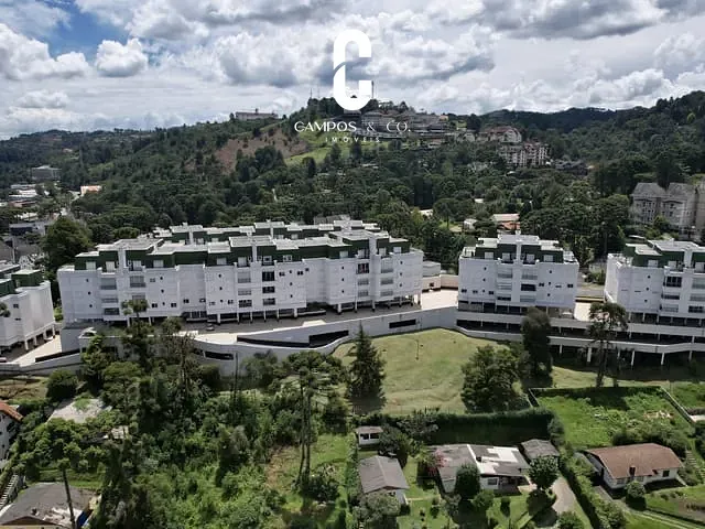Apartamento 4 quartos e 4 banheiros, à venda, no bairro Jardim Belvedere em Campos do Jordão