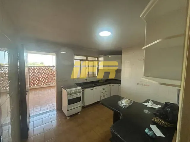 Apartamento com 89m² 2 quartos e 2 banheiros, à venda, no bairro Independência em Taubaté