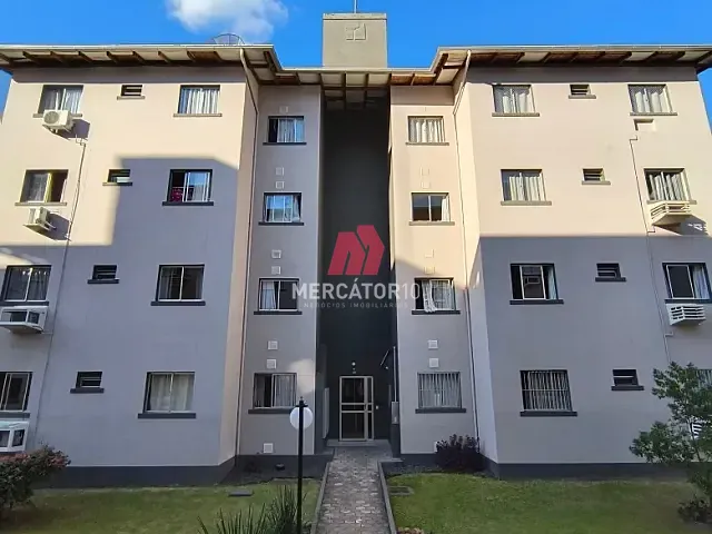 Apartamento 2 quartos e 1 banheiro, para alugar, no bairro Água Verde em Blumenau