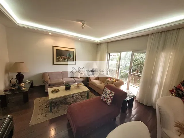 Apartamento com 565m² 4 quartos e 3 banheiros, à venda ou para alugar, no bairro Centro em Londrina