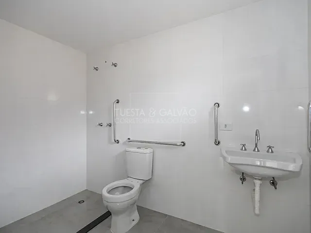 Apartamento com 32m² 1 quarto e 1 banheiro, à venda, no bairro Centro em Curitiba