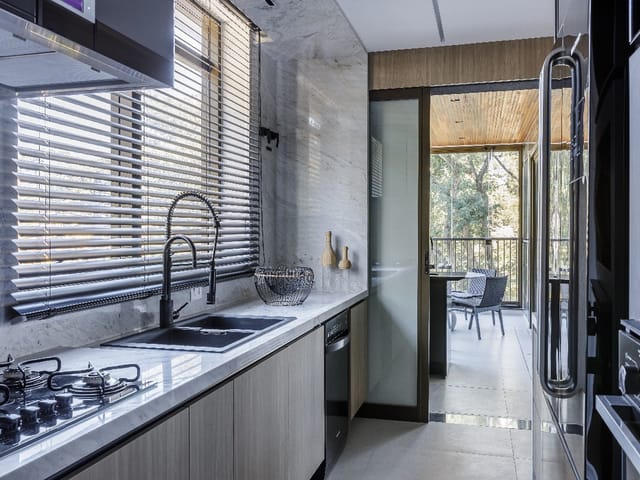 Apartamento 3 quartos e 4 banheiros, à venda, no bairro Bigorrilho em Curitiba