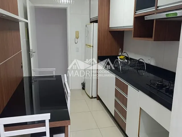 Apartamento 2 quartos e 1 banheiro, à venda, no bairro São Sebastião em Palhoça