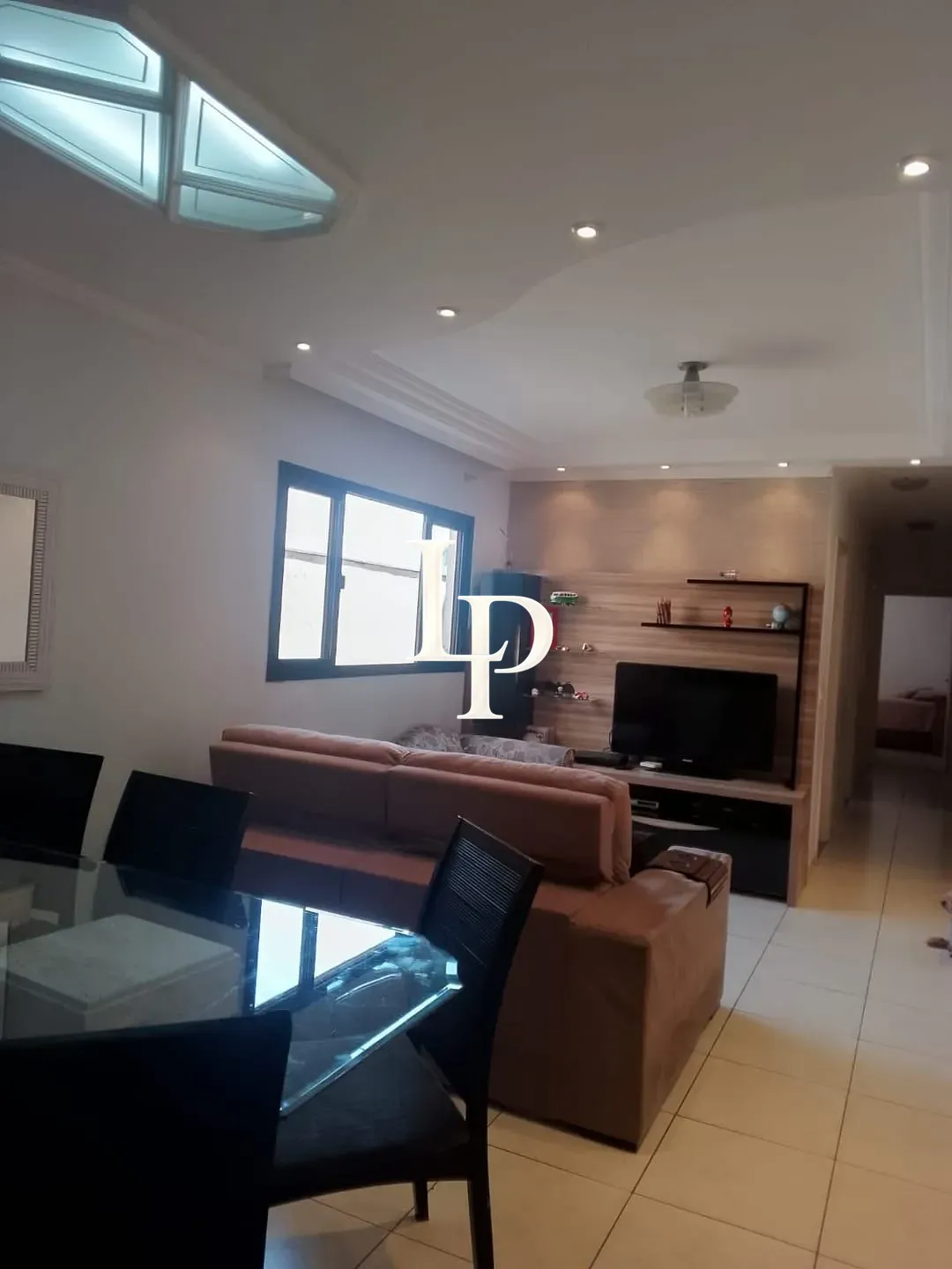 Apartamento, 3 quartos, 107 m² - Foto 2