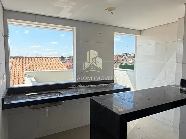 Apartamento 2 quartos e 1 banheiro, à venda, no bairro Maria Helena em Belo Horizonte