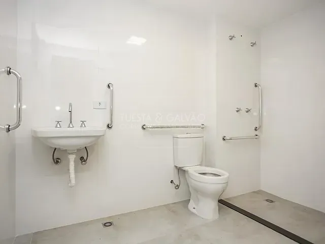Apartamento com 32m² 1 quarto e 1 banheiro, à venda, no bairro Centro em Curitiba