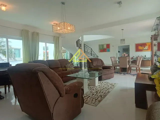 Apartamento com 647m² 3 quartos e 6 banheiros, à venda ou para alugar, no bairro Vila Albertina em São Paulo