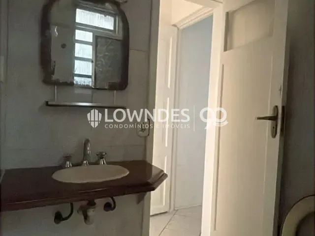 Apartamento 3 quartos e 1 banheiro, para alugar, no bairro Flamengo em Rio de Janeiro