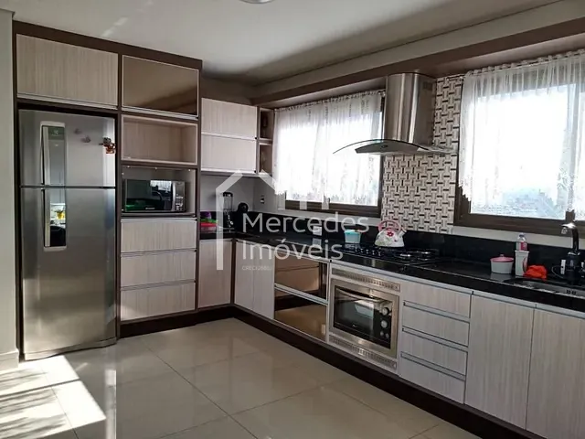 Apartamento com 179m² 3 quartos e 4 banheiros, à venda, no bairro Centro em Itajaí