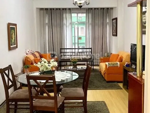 Apartamento com 97m² 3 quartos e 2 banheiros, à venda, no bairro Copacabana em Rio de Janeiro