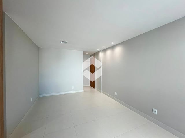 Apartamento com 79m² 3 quartos e 2 banheiros, à venda, no bairro Recreio dos Bandeirantes em Rio de Janeiro