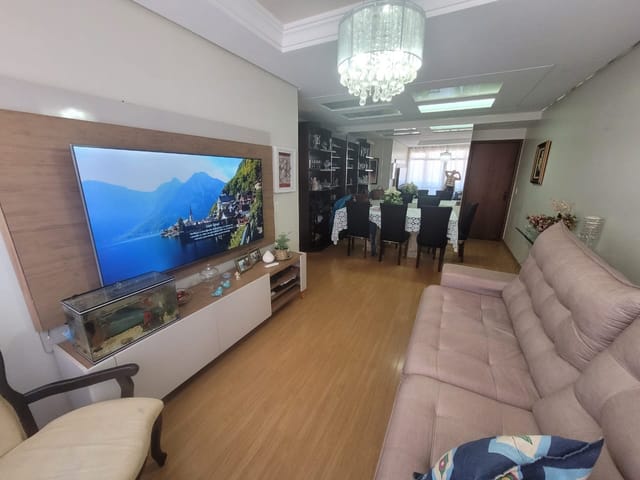 Foto do Apartamento - Apartamento à venda com 3 quartos, 1 suite, 1 vaga e 3 banheiros.  Localizado no Condomínio Residencial Mundo Novo, no bairro Centro em Londrina. | Grupo Mitral Imóveis