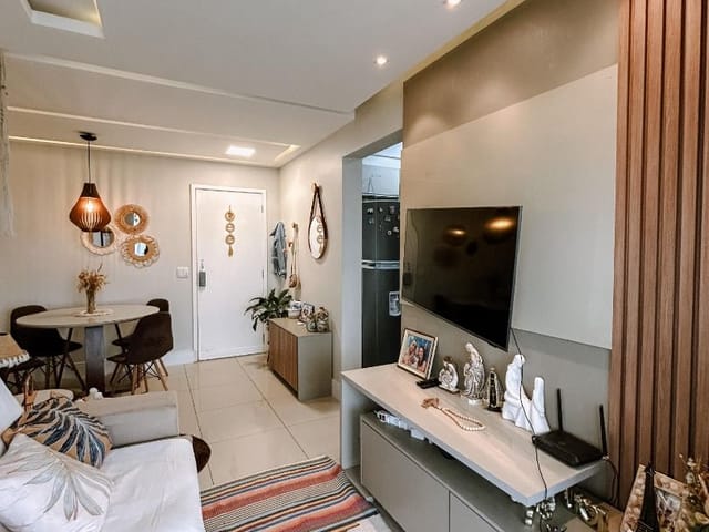 Apartamento 2 quartos e 2 banheiros, à venda, no bairro Glória em Macaé