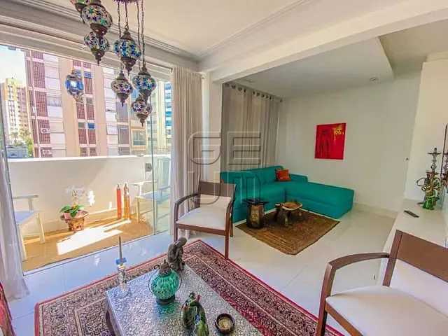 Apartamento com 157m² 2 quartos e 3 banheiros, à venda, no bairro Centro em Londrina